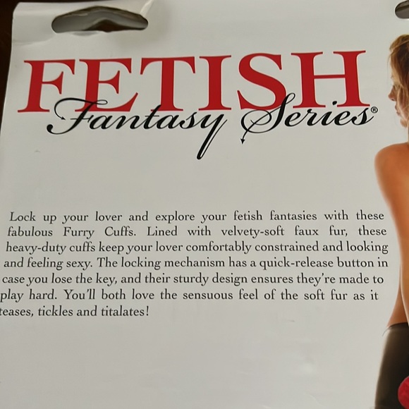Nwt Fetish fantasy series original furry cuffs - Picture 4 of 5
